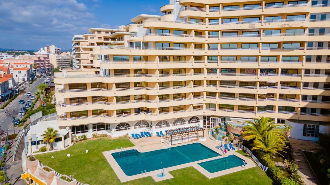 Marina 2Bdr Apartment With Balcony & Pool - 5Min From Beach By Lovelystay Quarteira Exterior foto